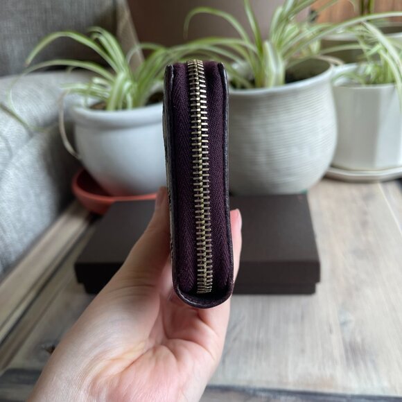 Gucci Diamanté Zip Wallet with Bamboo Zipper Pull - Picture 4 of 14